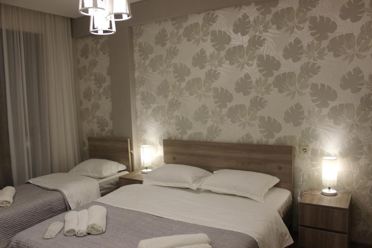 golden borjomi Aparthotel Buitenkant foto