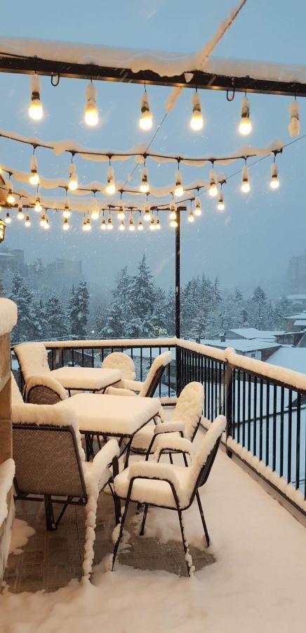 golden borjomi Aparthotel Buitenkant foto